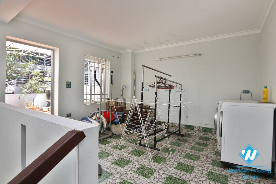 Three bedroom house for rent in Ngoc Thuy Long Bien
